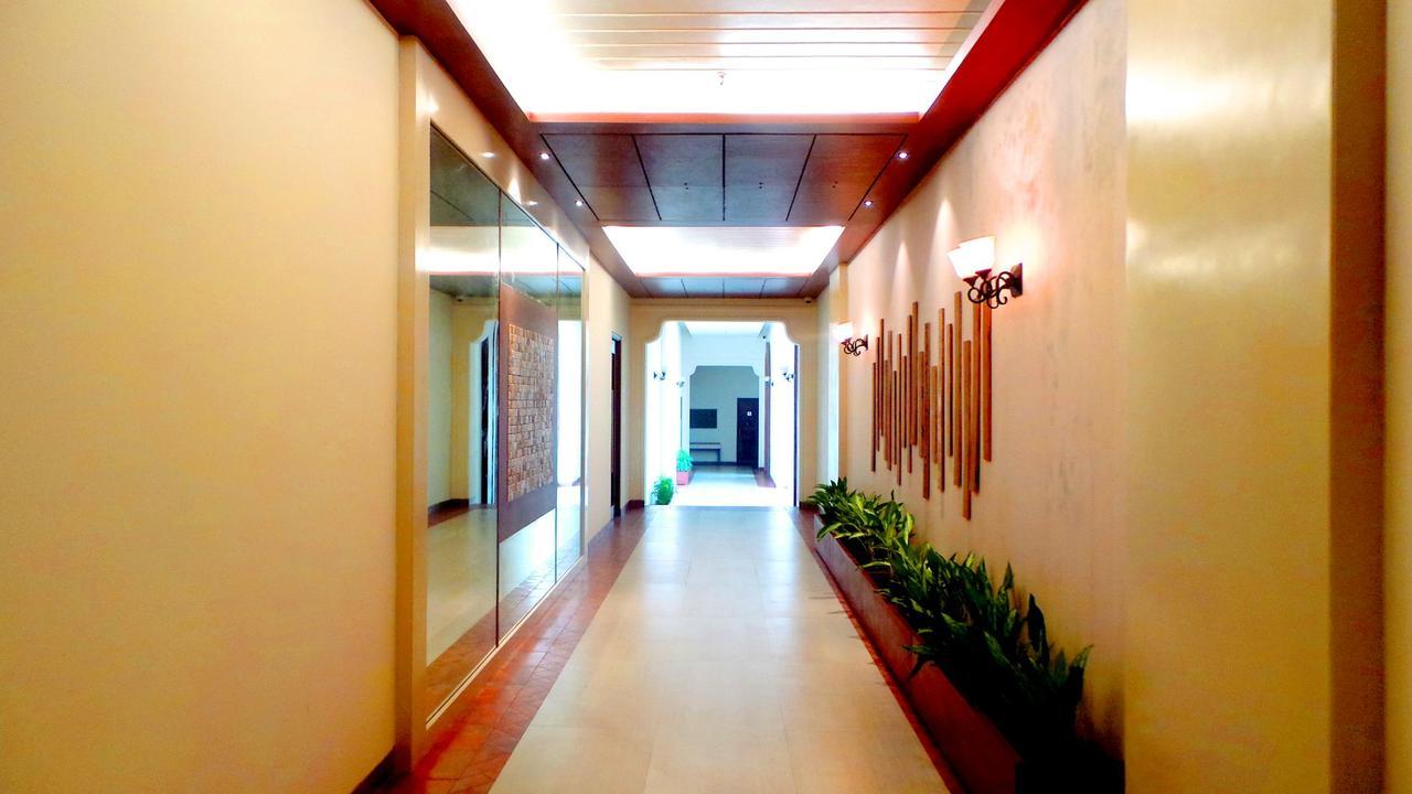 Ibiza The Fern & Spa, 5* Kolkata